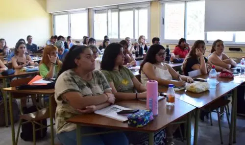 Plan-Fines-adultos-en-la-escuela-500x296