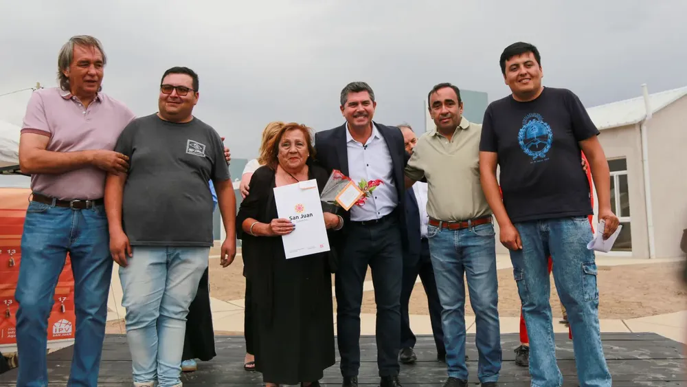 WhatsApp Image 2025-11-25 at 8.22.50 PM (1)