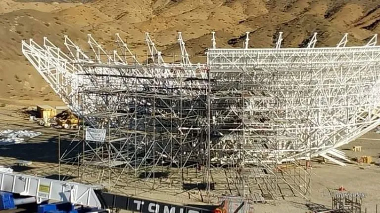 ensamblaje-radiotelescopio