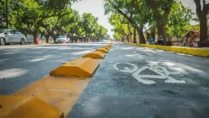 Capital sumará una bicisenda de dos kilómetros sobre Avenida Córdoba con semáforos exclusivos