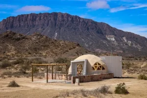 Avanza la reactivación de los ecodomos en Ischigualasto y el proyecto turístico podría retomarse este año