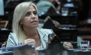 Picón combina gestiones educativas con respaldo a iniciativas estratégicas para San Juan