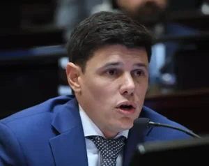 San Juan, presente en la lista de políticos con créditos bajo la lupa