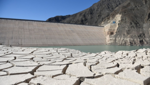 Río San Juan en emergencia: cayó 50% su caudal y preocupa a agricultores y vecinos