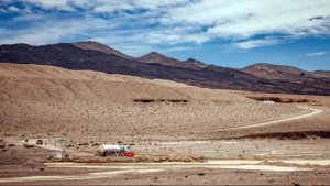 La minera Vicuña reconfigura su logística en medio del conflicto judicial entre La Rioja y San Juan