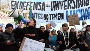 El Gobierno convocará a universidades tras la marcha para dialogar sobre los fondos