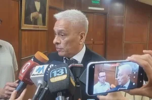 Quiroga Moyano respaldó la educación pública y reclamó diálogo institucional con el Gobierno