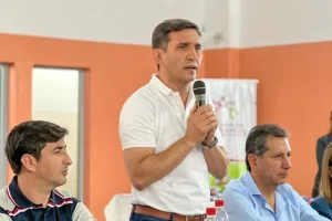Cristian Andino reclamó que la Justicia investigue a fondo el patrimonio de Adorni pese a su dimisión