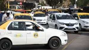 Reforzarán los controles al transporte de pasajeros y exigen a los usuarios viajar solo en unidades autorizadas