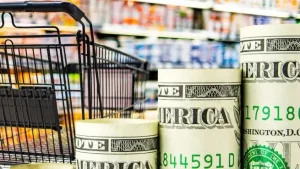 Inflación en dólares: Argentina se encareció 3,5% desde que asumió Javier Milei, aunque se abarató respecto de América Latina