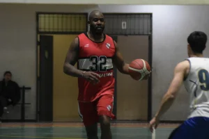 El Clausura de básquet sumó acción y resultados en tres categorías