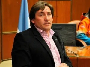 El bloquismo de Angaco acerca posiciones con el exintendente Carlos Maza Peze con miras al 2027