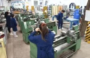 El Gobierno busca expandir las vacantes en escuelas técnicas ante la alta demanda y la exigencia del mercado laboral