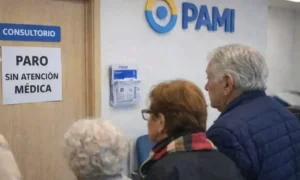 Médicos de cabecera y odontólogos de PAMI iniciaron un paro de 96 horas en reclamo de aumentos en los honorarios